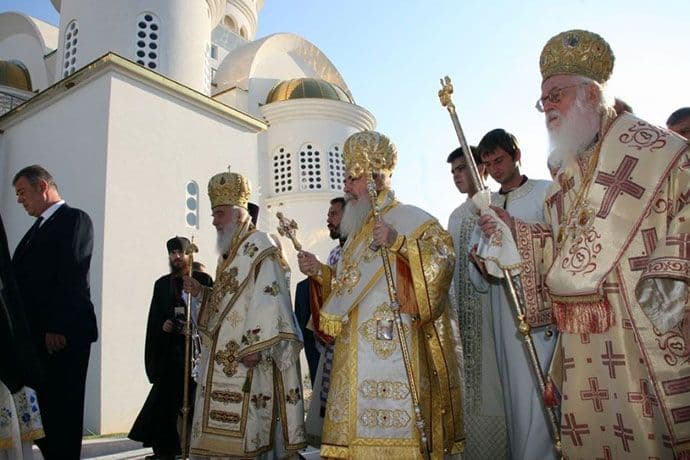 Osveštan Saborni hram u Baru Osveštan Saborni hram u Baru