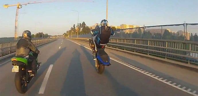 Divljanje motociklista na Zlatici: Krenule večernje „trke smrti“ Divljanje motociklista na Zlatici: Krenule večernje „trke smrti“