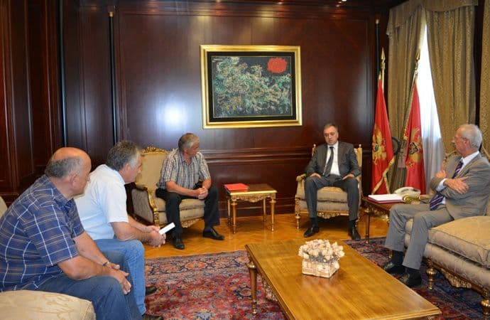 Vujanović primio pregovarački tim bivših radnika KAP-a Vujanović primio pregovarački tim bivših radnika KAP-a