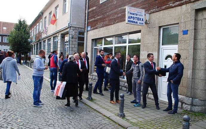 Demokrate obišle oko 1.700 domaćinstava u Kolašinu Demokrate obišle oko 1.700 domaćinstava u Kolašinu