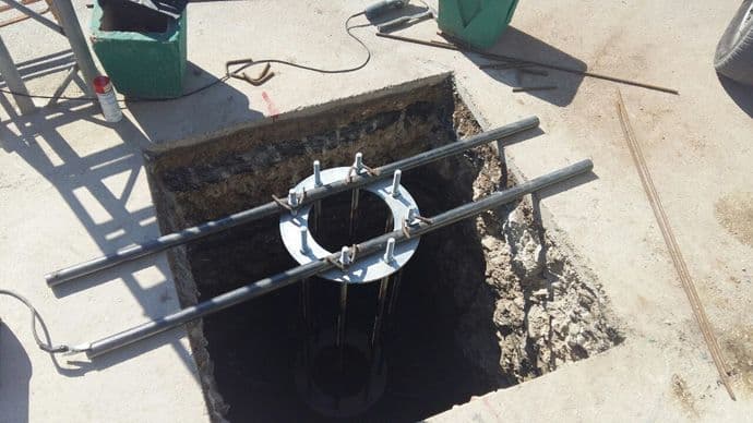 Herceg Novi: U toku postavljanje nove saobraćajne signalizacije Herceg Novi: U toku postavljanje nove saobraćajne signalizacije