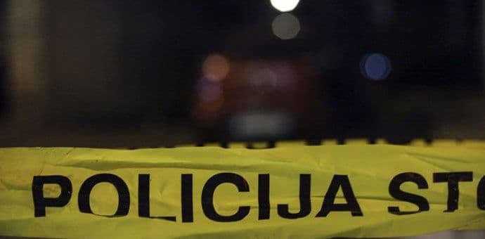 Otac ubio dvoje maloljetne djece pa pokušao izvršiti samoubistvo Otac ubio dvoje maloljetne djece pa pokušao izvršiti samoubistvo