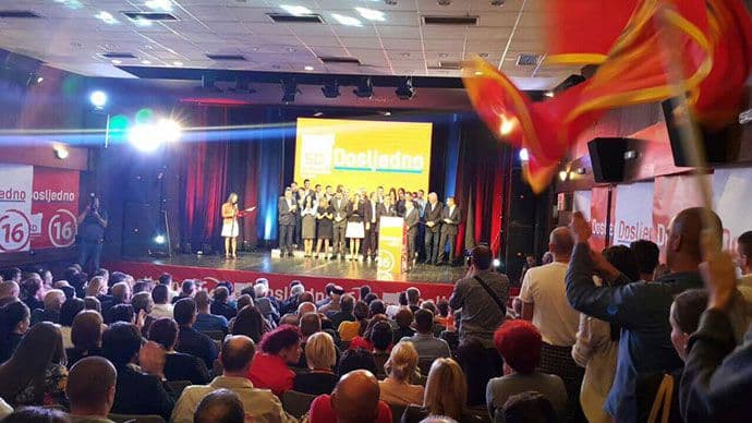 Brajović na tribini SD u Nikšiću: Dosljedni Crnoj Gori i njenim vitalnim interesima Brajović na tribini SD u Nikšiću: Dosljedni Crnoj Gori i njenim vitalnim interesima