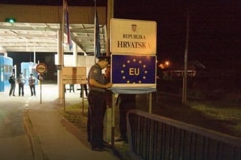 Pijani državljanin BiH automobilom "prošišao" kroz granični prelaz Pijani državljanin BiH automobilom "prošišao" kroz granični prelaz