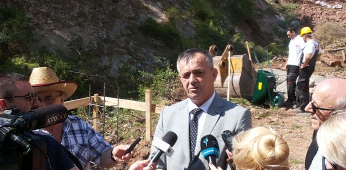 Kamen temeljac za zgrade solidarnosti u Petrovcu Kamen temeljac za zgrade solidarnosti u Petrovcu