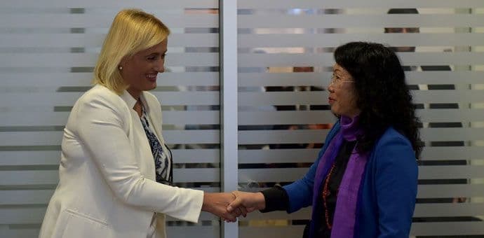 Jasavić sa delegacijom kineske provincije Guidžou Jasavić sa delegacijom kineske provincije Guidžou