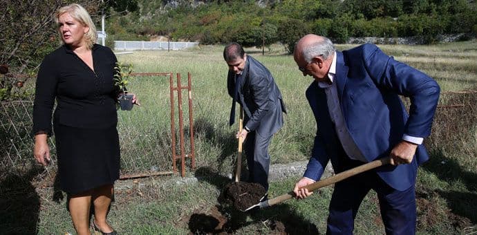 Ivanović u posjeti Bioču: Primjer kako zajednički rad doprinosi bržem razvoju ruralnog područja Ivanović u posjeti Bioču: Primjer kako zajednički rad doprinosi bržem razvoju ruralnog područja