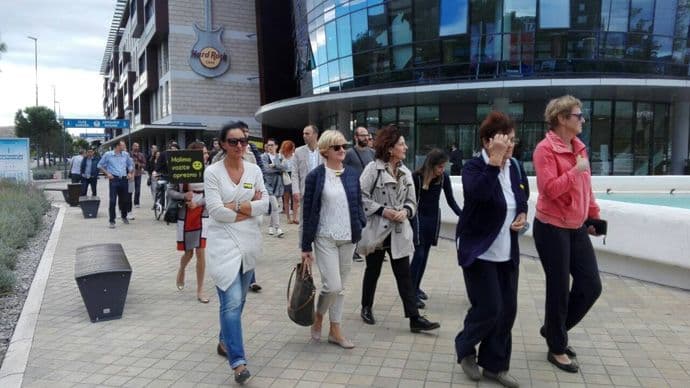 Protestna šetnja: Problemi u bezbjednosti saobraćaja se moraju rješavati sistemski Protestna šetnja: Problemi u bezbjednosti saobraćaja se moraju rješavati sistemski