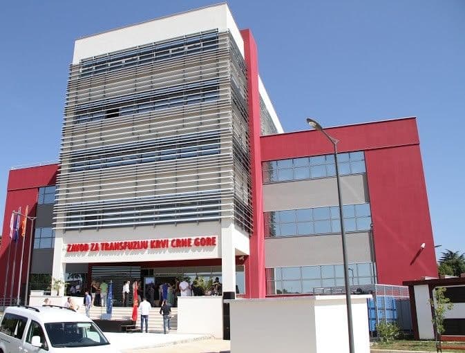 Zavod za transfuziju krvi 200 ljudi dalo krv za sestre Raonić