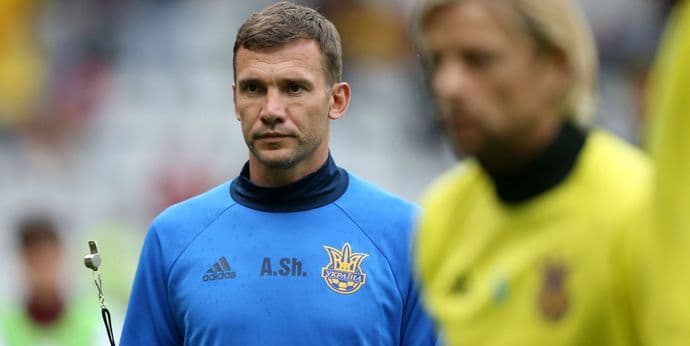 UEFA objavila idealnu ekipu sasavljenu od selektora UEFA objavila idealnu ekipu sasavljenu od selektora