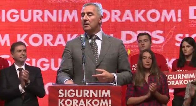 Đukanović u Herceg Novom: DPS je uvijek bila vjesnik promjena u Crnoj Gori (VIDEO) Đukanović u Herceg Novom: DPS je uvijek bila vjesnik promjena u Crnoj Gori (VIDEO)
