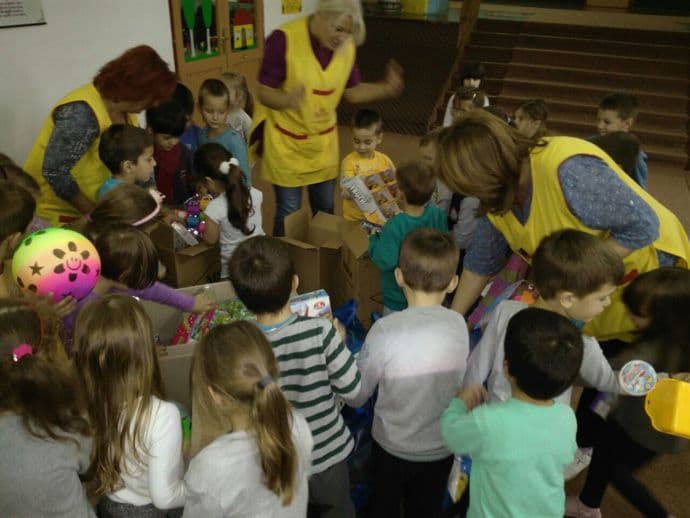 Opština Berane poklonila igračke vrtiću „Radmila Nedić“ Opština Berane poklonila igračke vrtiću „Radmila Nedić“