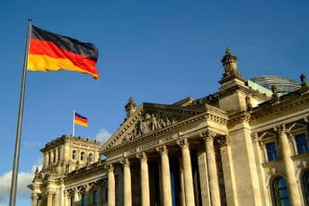 Njemačka Vlada usvojila mjere protiv krajnje desnog ekstremizma i antisemitizma Njemačka Vlada usvojila mjere protiv krajnje desnog ekstremizma i antisemitizma