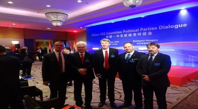 Miodrag Vuković učestvovao na konferenciji političkih partija u Budimpešti Miodrag Vuković učestvovao na konferenciji političkih partija u Budimpešti