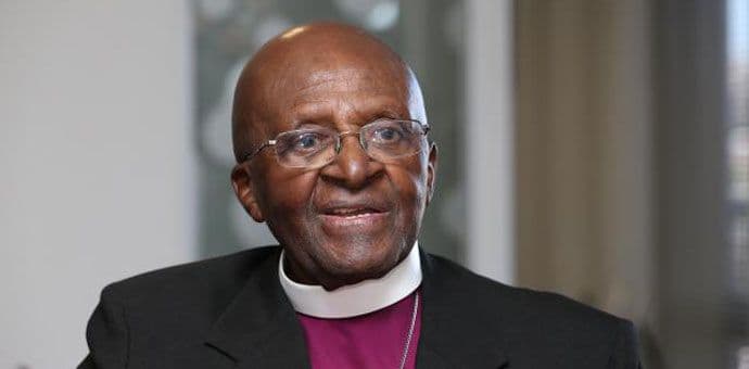 Dezmond Tutu: Ljudima treba dati pravo na dostojanstvenu smrt Dezmond Tutu: Ljudima treba dati pravo na dostojanstvenu smrt