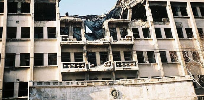 Grb SFRJ na izraelskom poslovno-stambenom kompleksu Grb SFRJ na izraelskom poslovno-stambenom kompleksu