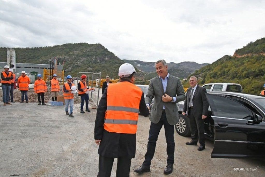 ĐUKANOVIĆ: Nije tačno da plaćamo iseljenicima da dođu na glasanje ĐUKANOVIĆ: Nije tačno da plaćamo iseljenicima da dođu na glasanje
