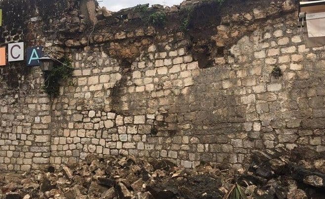 Obrušio se dio kotorskih bedema Obrušio se dio kotorskih bedema