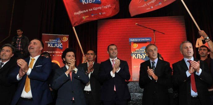 "Ključ" vodi kampanju bez donacija?! "Ključ" vodi kampanju bez donacija?!