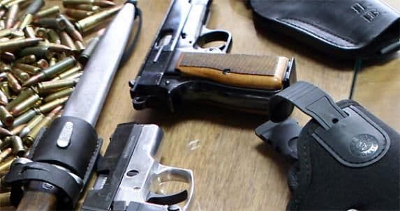 Pretresom u Zeti policija pronašla arsenal oružja Pretresom u Zeti policija pronašla arsenal oružja