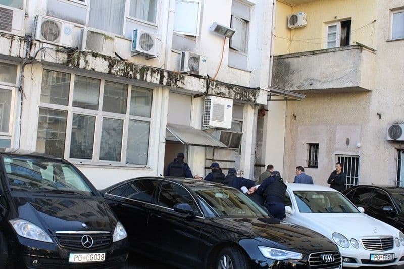 Osumnjičen za terorizam: Bratislavu Dikiću pritvor do 72 sata Osumnjičen za terorizam: Bratislavu Dikiću pritvor do 72 sata