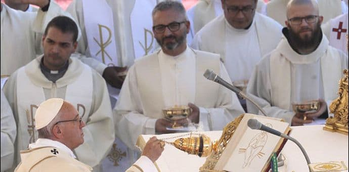 Papa proglasio za sveca argentinskog sveštenika iz 19. vijeka Papa proglasio za sveca argentinskog sveštenika iz 19. vijeka