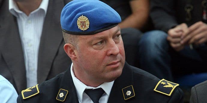 Snimak razgovora Dikićevih saradnika (Tonski zapis) Snimak razgovora Dikićevih saradnika (Tonski zapis)