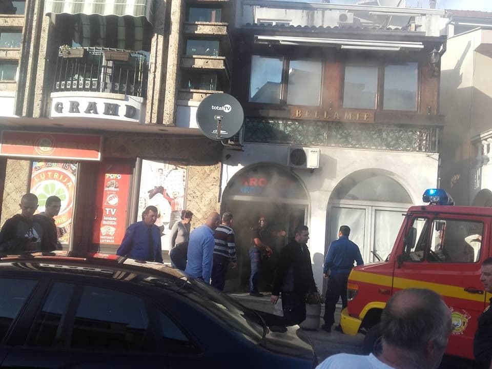 Požar zahvatio prodavnicu Požar zahvatio prodavnicu