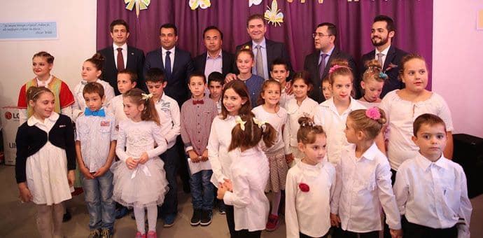 Ivanović na proslavi Dana škole na Bioču: Nastavite da maštate Ivanović na proslavi Dana škole na Bioču: Nastavite da maštate