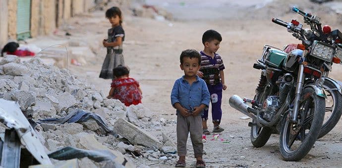 Obustavljeni udari na Alep, pomoć krenula ka gradu Obustavljeni udari na Alep, pomoć krenula ka gradu