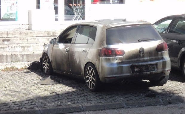 Bujiću zapaljen ,,golf VI“ Bujiću zapaljen ,,golf VI“