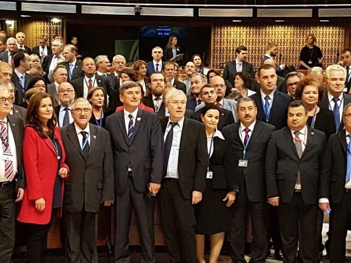 Dragoslav Šćekić na Kongresu lokalnih vlasti Savjeta Evrope u Strazburu Dragoslav Šćekić na Kongresu lokalnih vlasti Savjeta Evrope u Strazburu