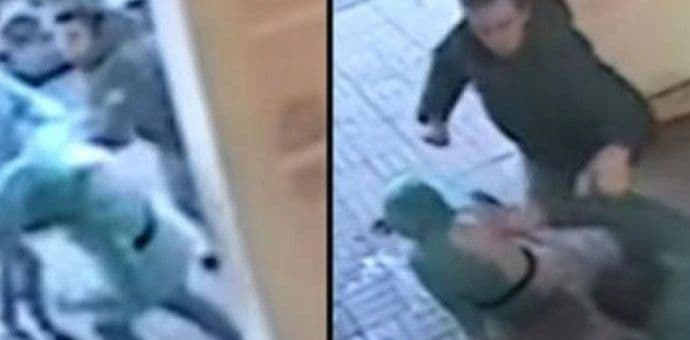 HEROJ ULICE: Udario djevojku, a onda bio neprijatno iznenađen… (VIDEO) HEROJ ULICE: Udario djevojku, a onda bio neprijatno iznenađen… (VIDEO)