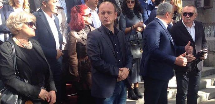 Mandić i Knežević sa Oravom: Prekid bojkota koristio bi samo DPS-u Mandić i Knežević sa Oravom: Prekid bojkota koristio bi samo DPS-u