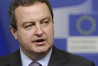 Dačić: Ne može Srbija da se sudi sa Bakirom Izetbegovićem
