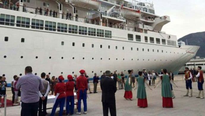 U Bar uplovio posljednji kruzer u ovoj godini U Bar uplovio posljednji kruzer u ovoj godini