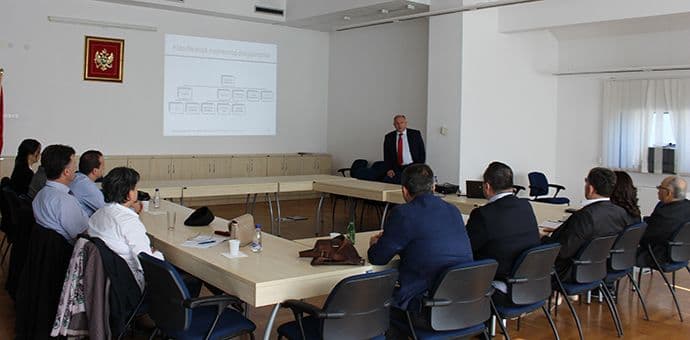 Prezentovana Studije izvodljivosti sistema za sprečavanje plagiranja Prezentovana Studije izvodljivosti sistema za sprečavanje plagiranja