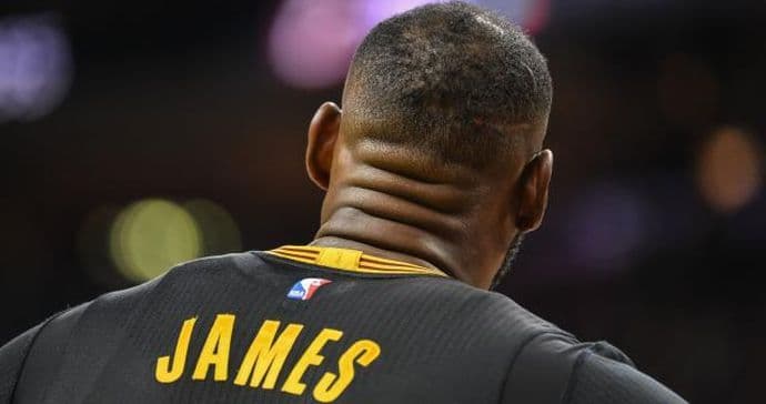 VIDEO: Lebron preko Nikole do poteza večeri! VIDEO: Lebron preko Nikole do poteza večeri!