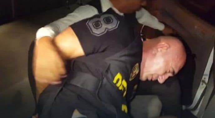 Ekipa Saleta Mutavog pretukla mafijaša iz klana Amerika (Video) Ekipa Saleta Mutavog pretukla mafijaša iz klana Amerika (Video)