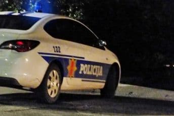 U 12 saobraćajki povrijeđeno 16 osoba