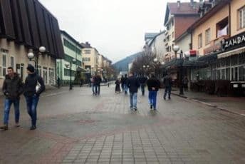 Pucnjava u Rožajama, jedna osoba prebačena u bolnicu, napadač u bjekstvu Pucnjava u Rožajama, jedna osoba prebačena u bolnicu, napadač u bjekstvu