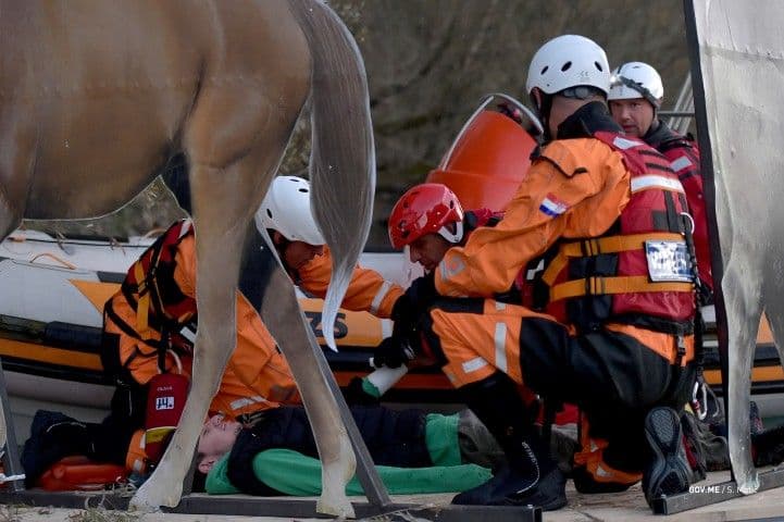Vježba „Crna Gora 2016“ (FOTO) Vježba „Crna Gora 2016“ (FOTO)