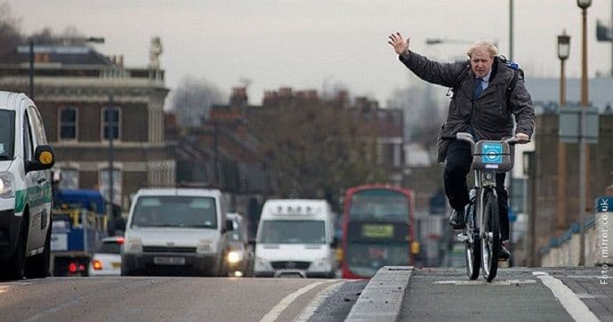 Borisu Džonsonu zabranjeno da dolazi na posao biciklom Borisu Džonsonu zabranjeno da dolazi na posao biciklom