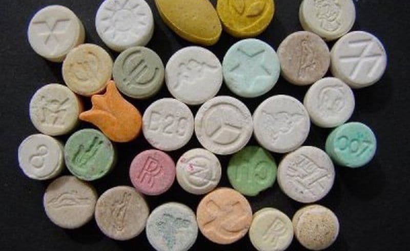 Pronađeni milioni tableta droge u Indiji, uhapšen producent Pronađeni milioni tableta droge u Indiji, uhapšen producent