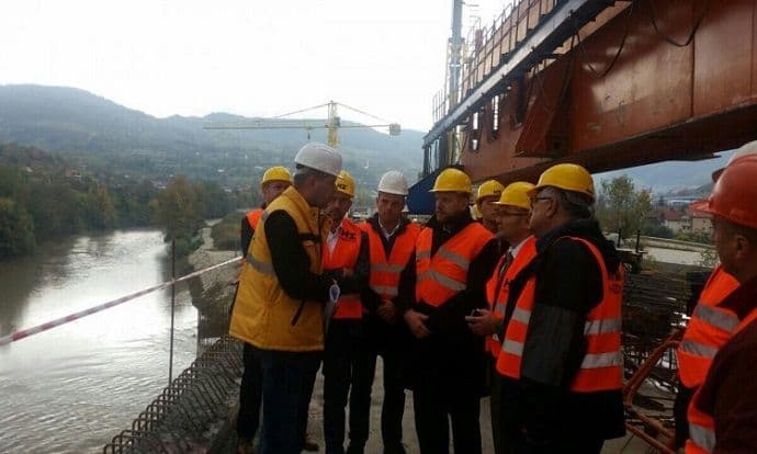 Povrijeđeni radnici na gradilištu autoputa: Jedan zadržan u bolnici Povrijeđeni radnici na gradilištu autoputa: Jedan zadržan u bolnici