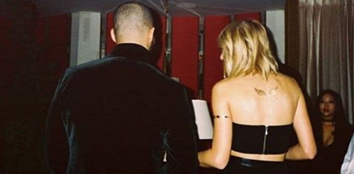 Drejk objavio fotografiju koja otkriva da je u vezi sa Tejlor Svift Drejk objavio fotografiju koja otkriva da je u vezi sa Tejlor Svift