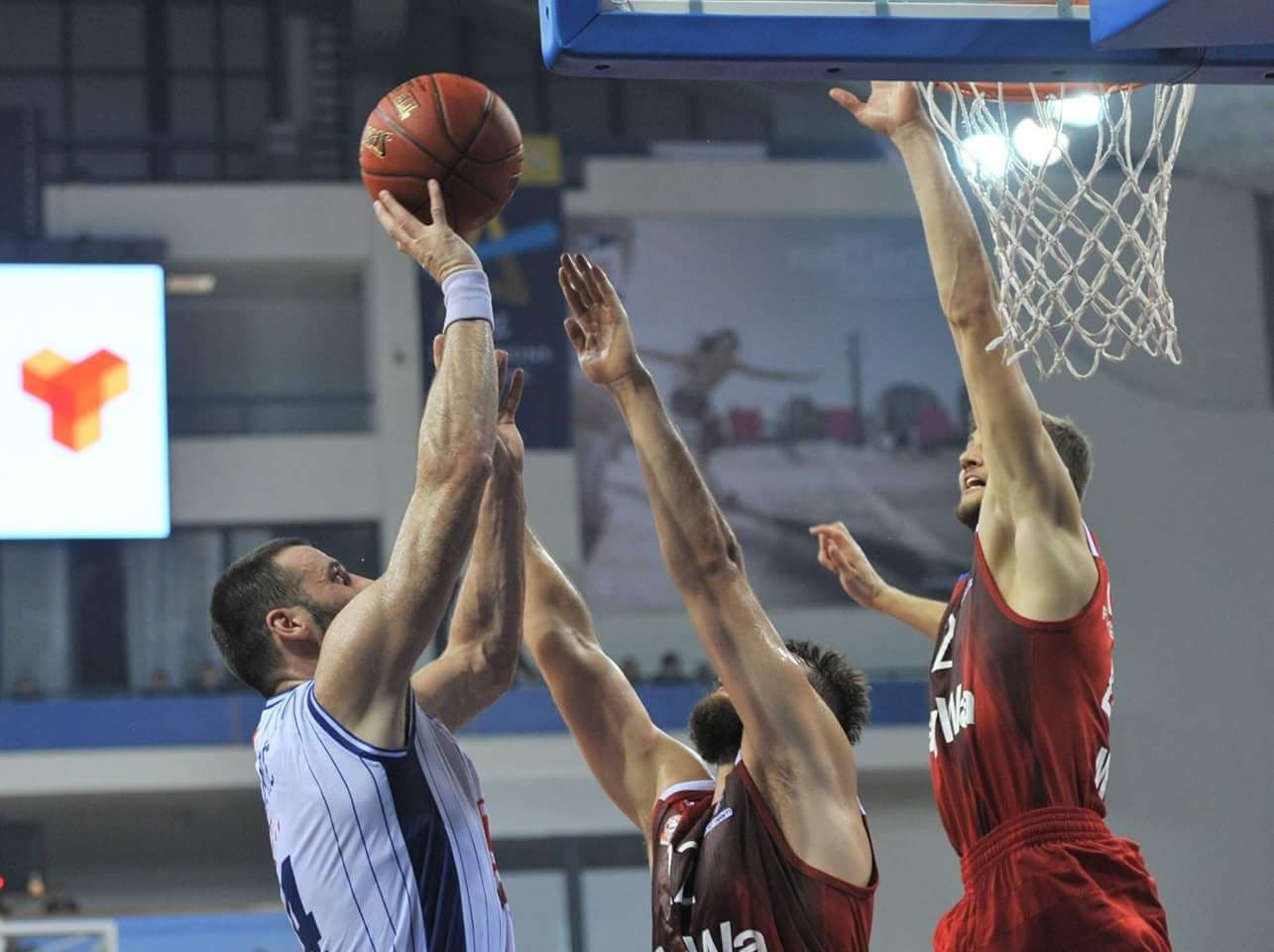 Budućnost - Bajern (44:68) Budućnost - Bajern (44:68)