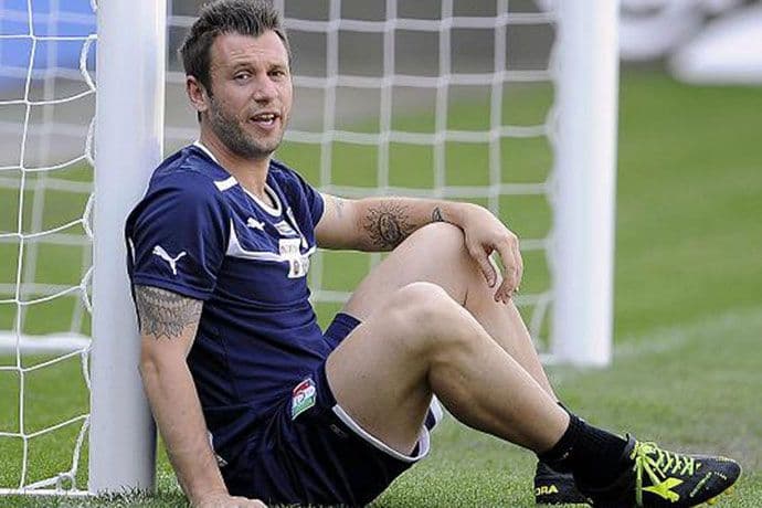 Bivši fudbaler Reala i Milana dobio ponudu za porno film Bivši fudbaler Reala i Milana dobio ponudu za porno film