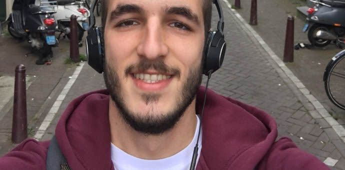 RAZOTKRIVANJE - Luka VOJVODIĆ: Hedonizam i svirke putevima do Indije RAZOTKRIVANJE - Luka VOJVODIĆ: Hedonizam i svirke putevima do Indije