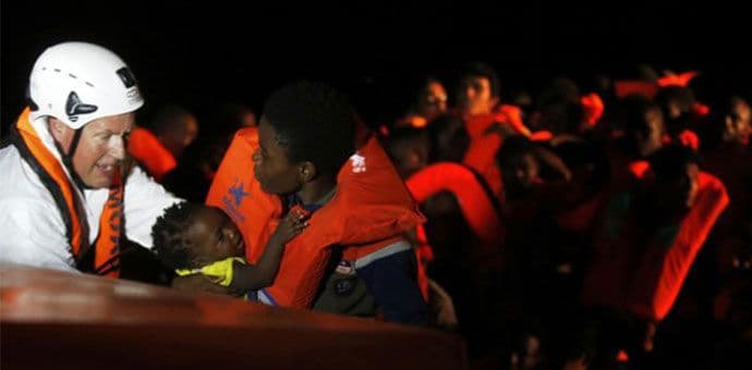 Velika akcija spašavanja migranata u Sredozemnom moru Velika akcija spašavanja migranata u Sredozemnom moru